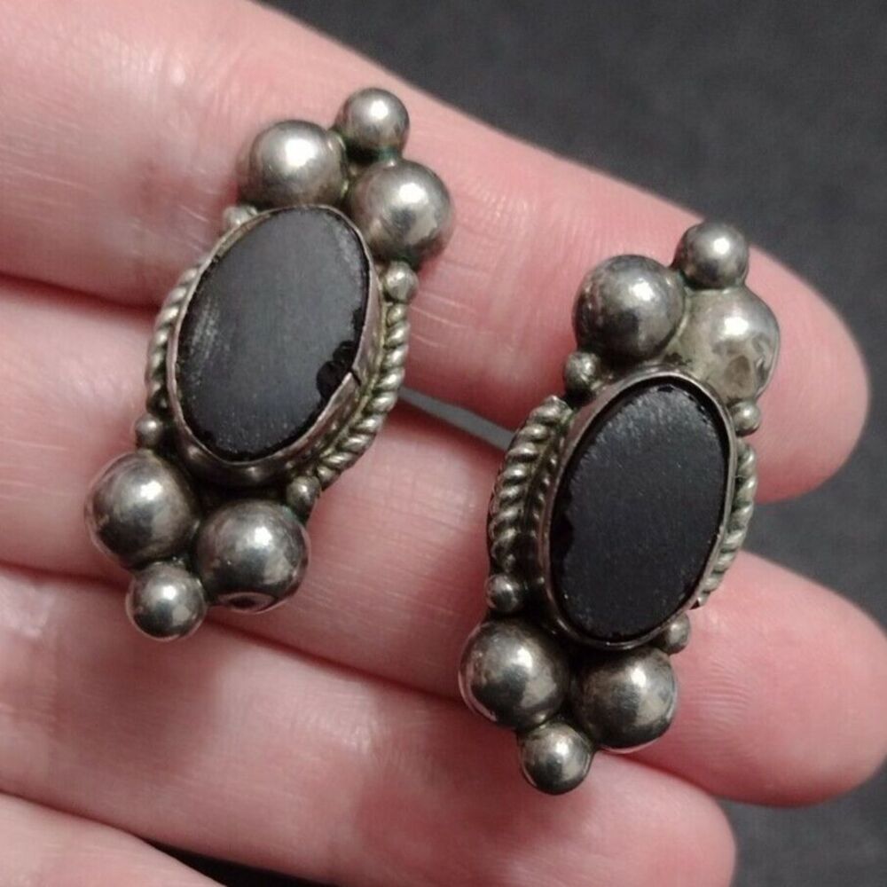 Vintage sterling silver unpolished black onyx earrings